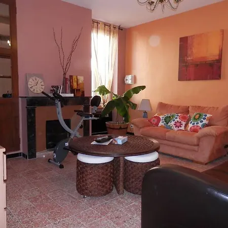 Appartement Spacieux Avec Grand Patio, 1Er Etage Sigean Extérieur photo