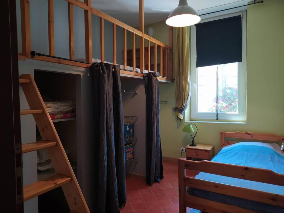 Spacieux Avec Grand Patio, 1er Etage Appartement Sigean