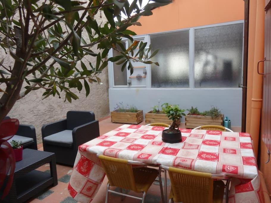 Spacieux Avec Grand Patio, 1er Etage